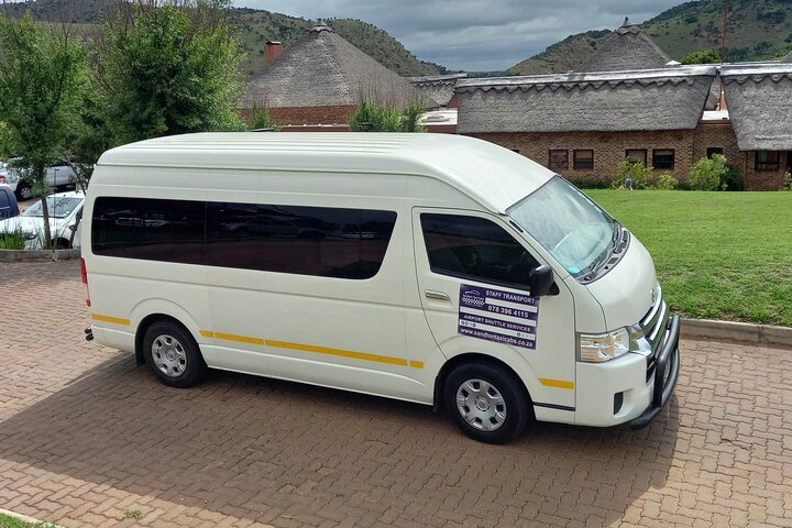 Airport Minibus Shuttle Johannesburg South Africa